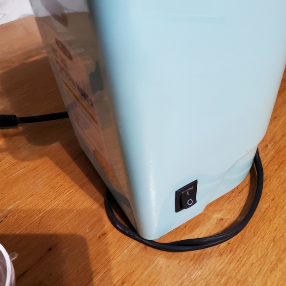 Bella popcorn maker Brand New No Box - Picture 5 of 8